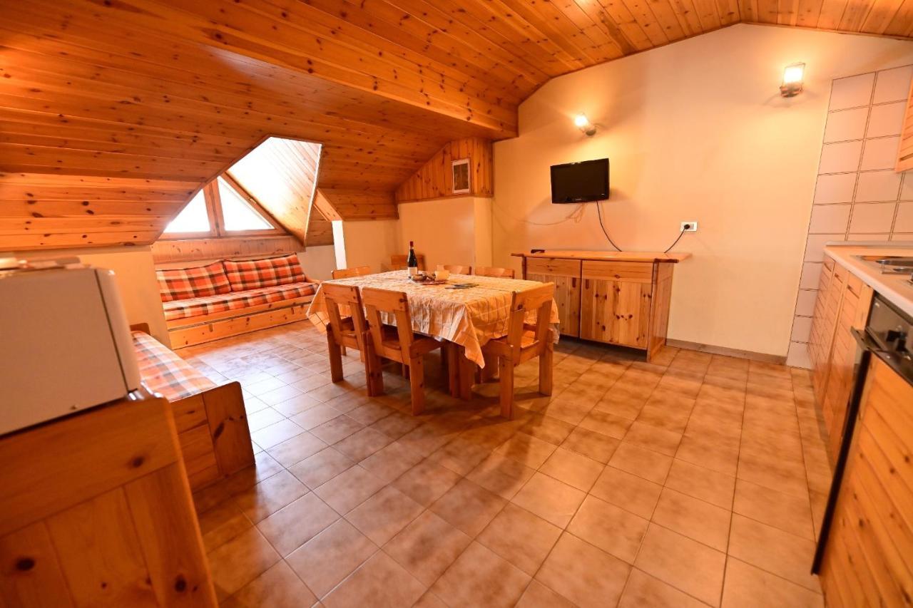 Residence Raethia Tra Bormio E Livigno Pradelle ภายนอก รูปภาพ