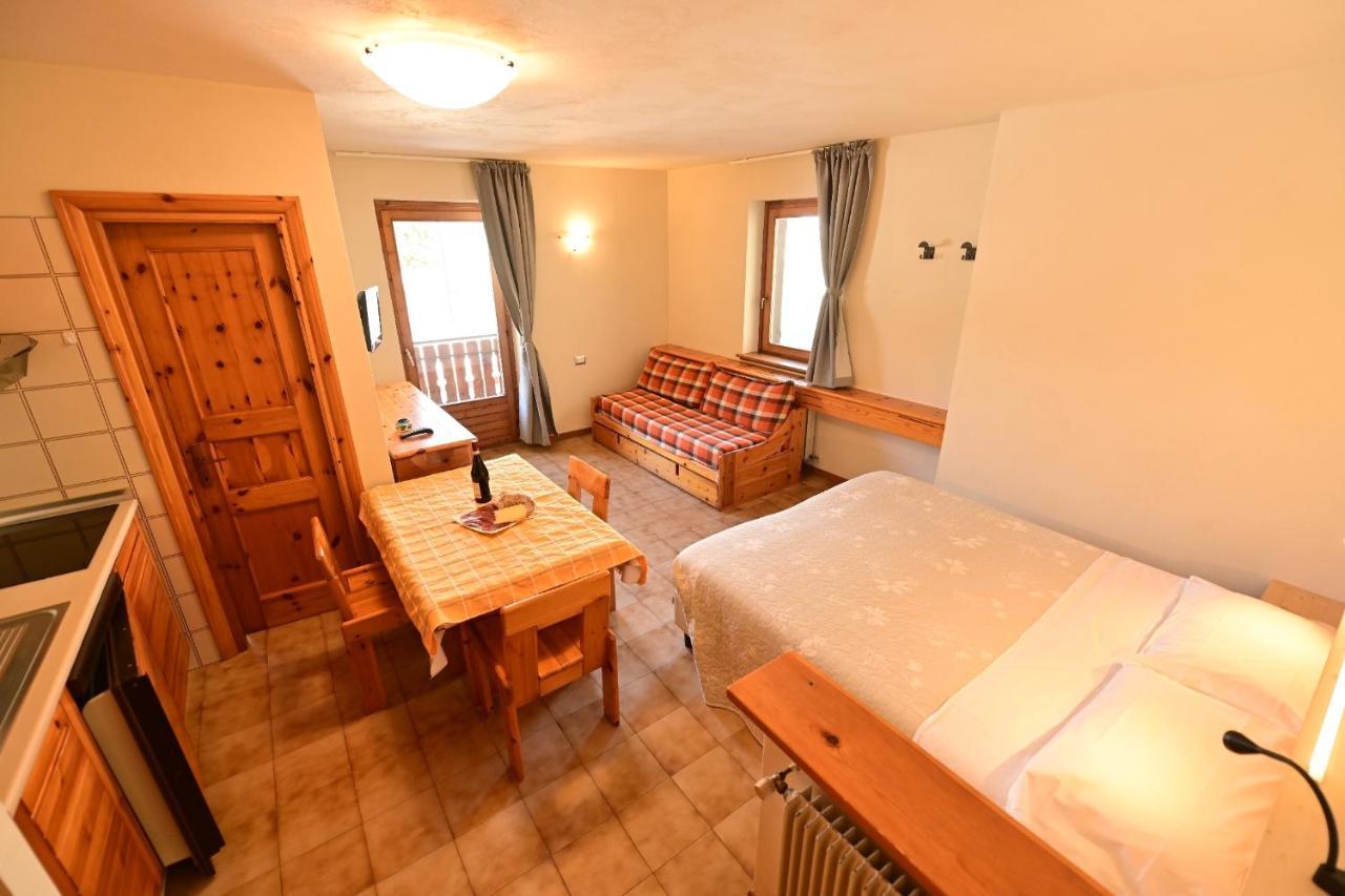 Residence Raethia Tra Bormio E Livigno Pradelle ภายนอก รูปภาพ
