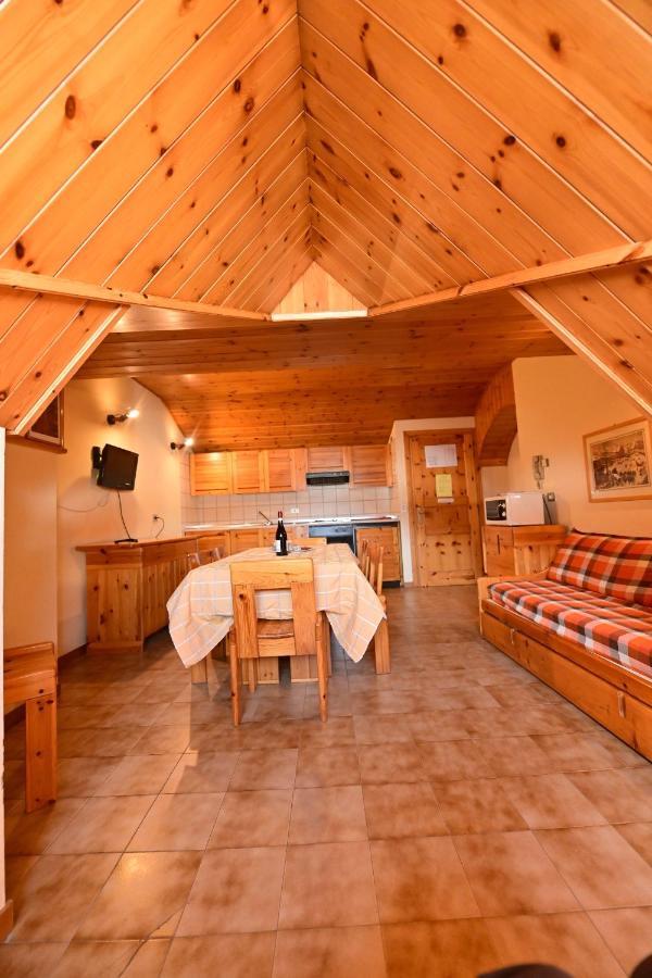 Residence Raethia Tra Bormio E Livigno Pradelle ภายนอก รูปภาพ