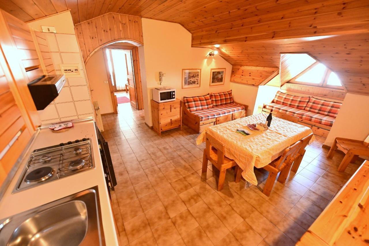 Residence Raethia Tra Bormio E Livigno Pradelle ภายนอก รูปภาพ