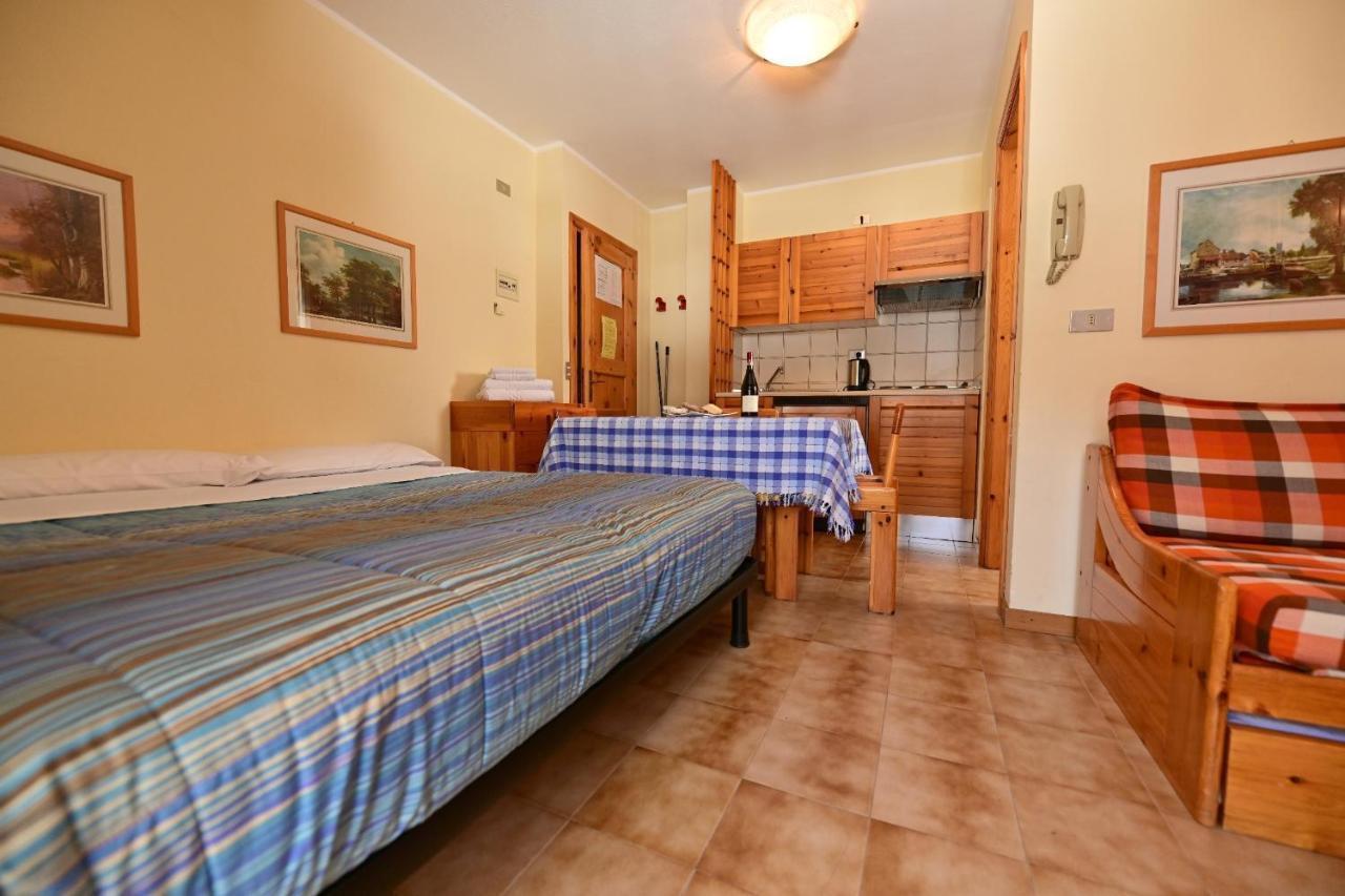 Residence Raethia Tra Bormio E Livigno Pradelle ภายนอก รูปภาพ
