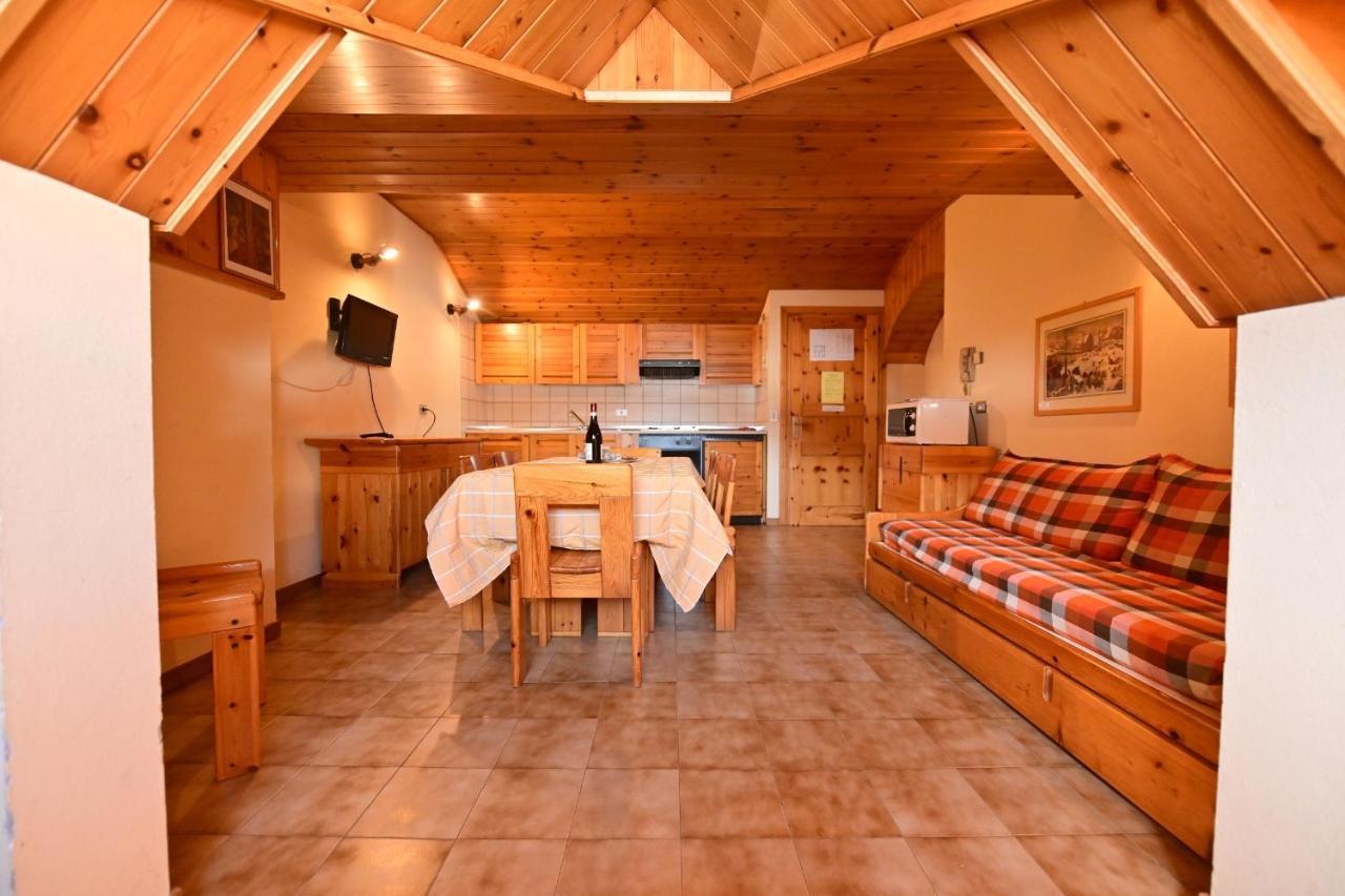 Residence Raethia Tra Bormio E Livigno Pradelle ภายนอก รูปภาพ