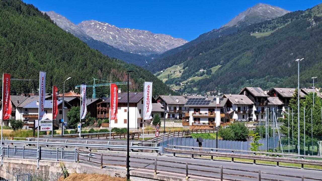 Residence Raethia Tra Bormio E Livigno Pradelle ภายนอก รูปภาพ