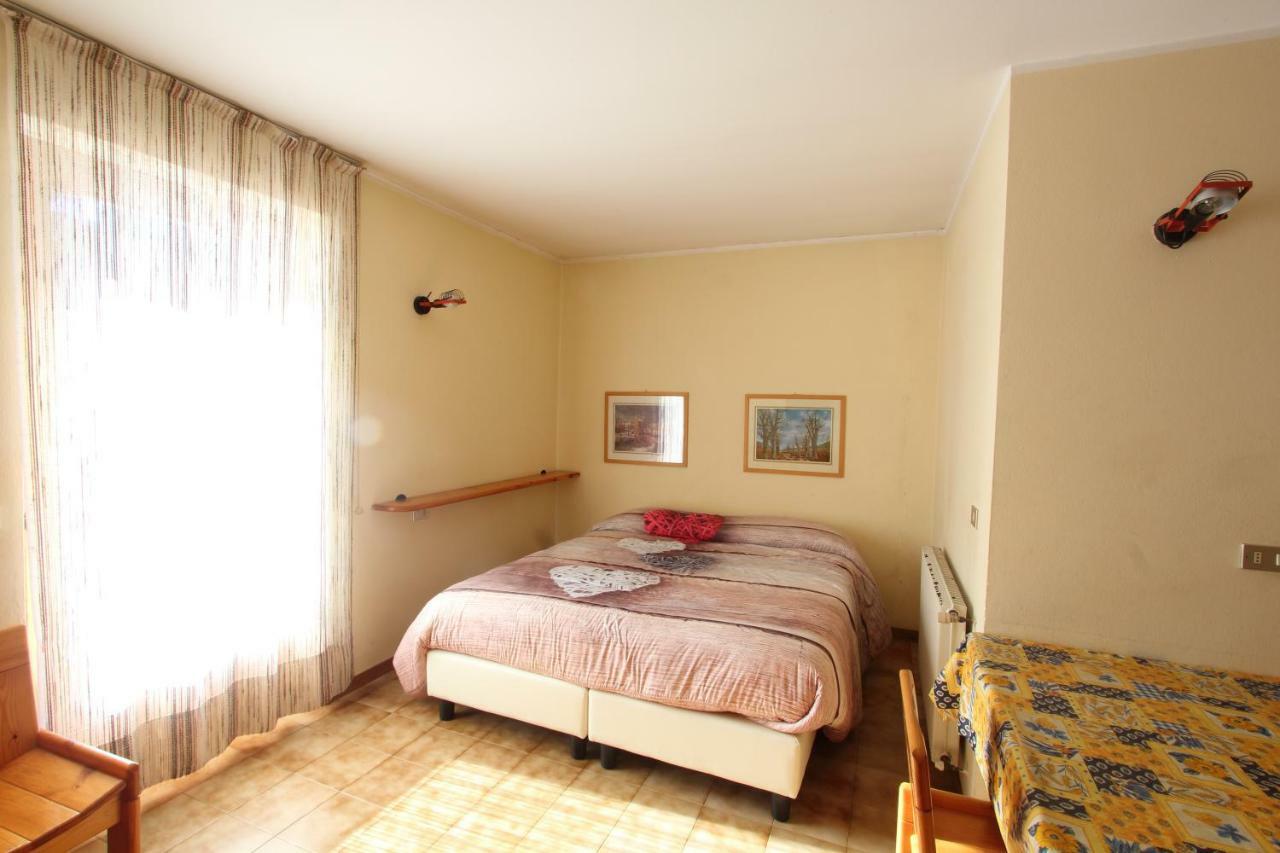 Residence Raethia Tra Bormio E Livigno Pradelle ภายนอก รูปภาพ