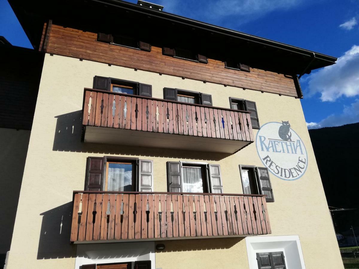 Residence Raethia Tra Bormio E Livigno Pradelle ภายนอก รูปภาพ